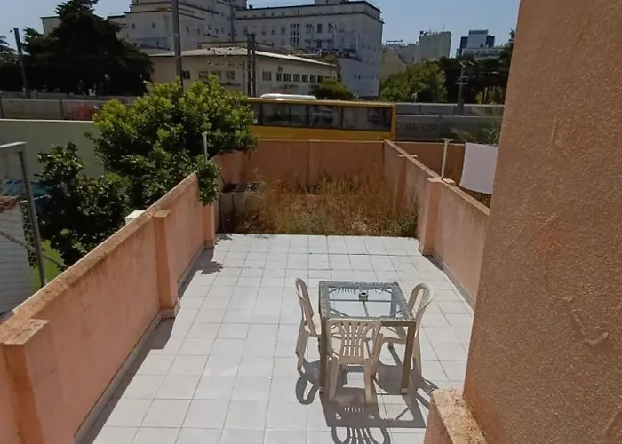 Sete Rios, Near Zoo Lisboa/ Free Wifi